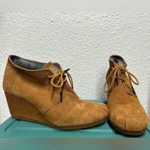 Toms Tan Suede Wedge Shoes